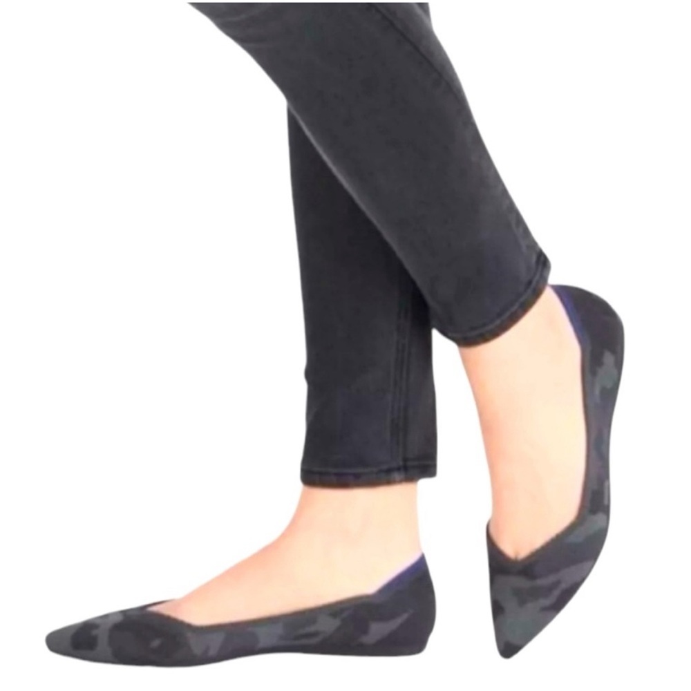 Rothy’s the Point Black Camo *Retired Color* size 8